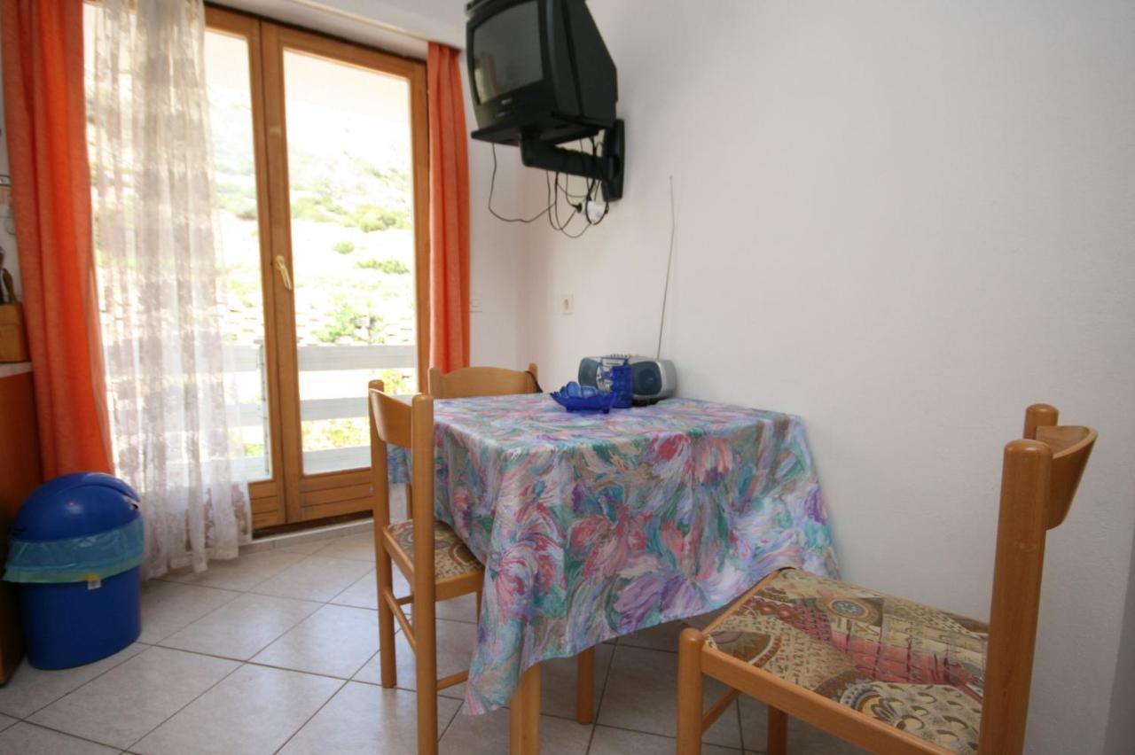 Apartments With A Parking Space Bosana, Pag - 6460 Bagian luar foto